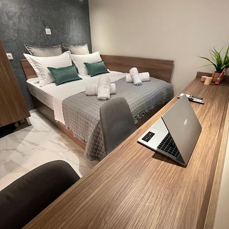 Maestrale 315° Apartments 尼亚米卡尼奥纳 外观 照片