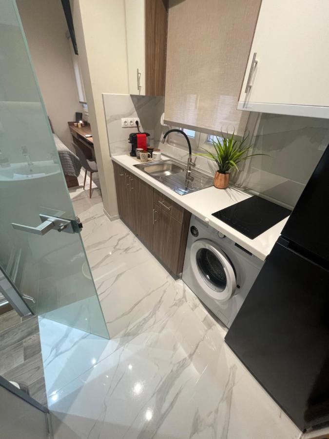 Maestrale 315° Apartments 尼亚米卡尼奥纳 外观 照片
