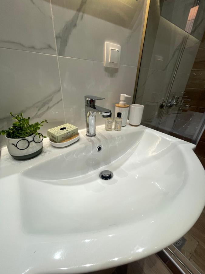 Maestrale 315° Apartments 尼亚米卡尼奥纳 外观 照片