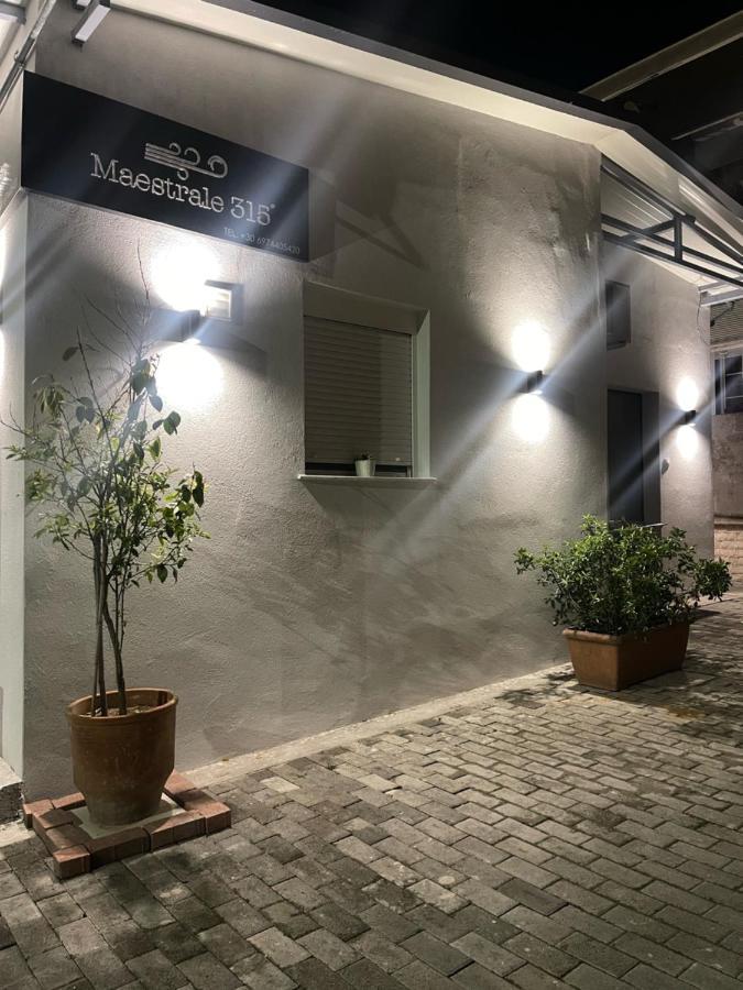 Maestrale 315° Apartments 尼亚米卡尼奥纳 外观 照片